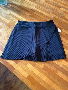 Yogalicious Pleated Black A-Line Women’s Skort NWT